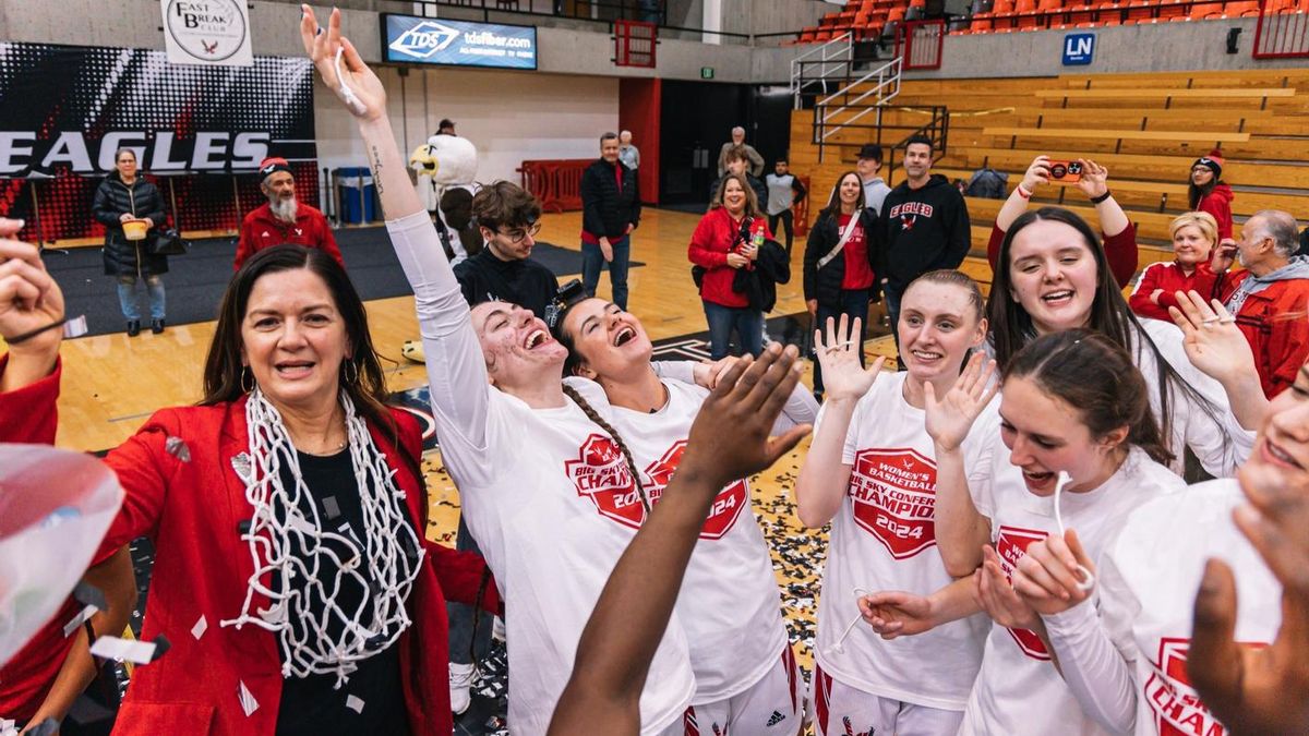 Eastern Washington Eagles at Weber State Wildcats Womens Basketball