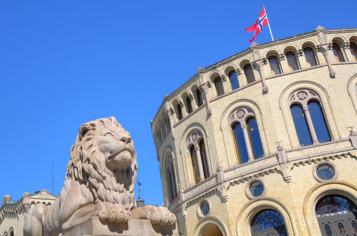 Bli med LO p\u00e5 Stortinget | 2. desember