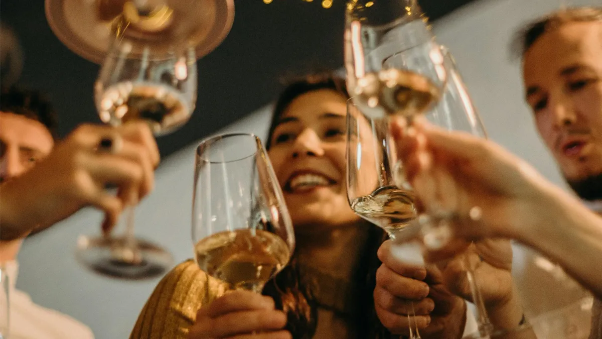 Happy Hour \ud83e\udd42