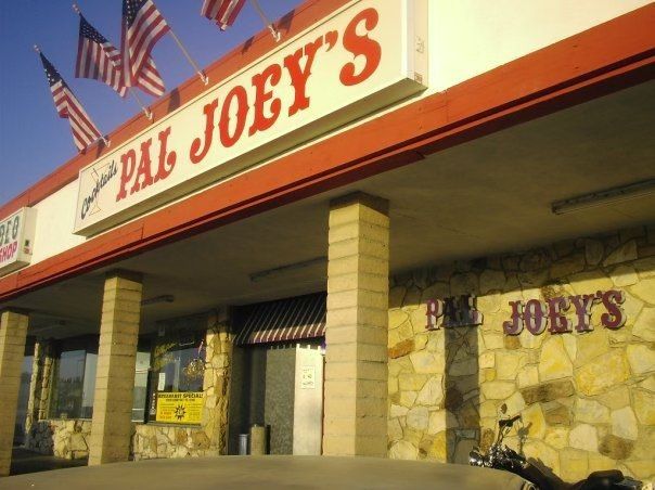 Pal Joey's Cocktail Lounge