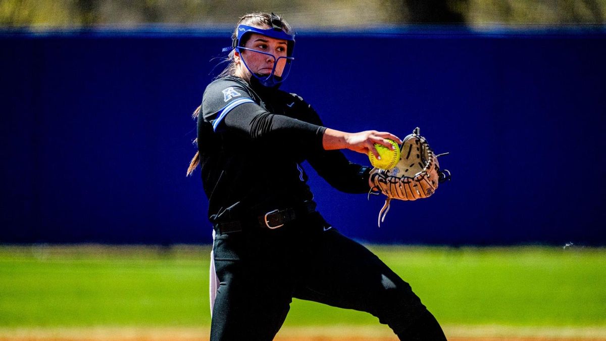 Parking UTSA Roadrunners at Memphis Tigers Womens Basketball