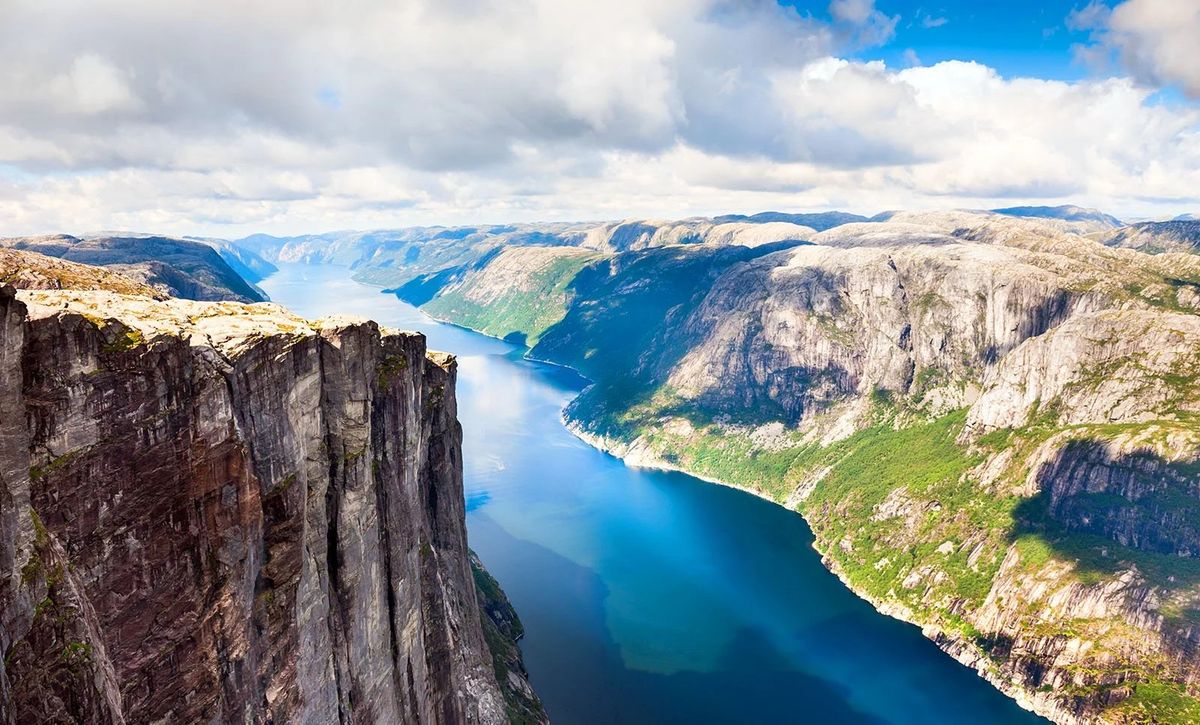 Hike in the Norvegian Fjords