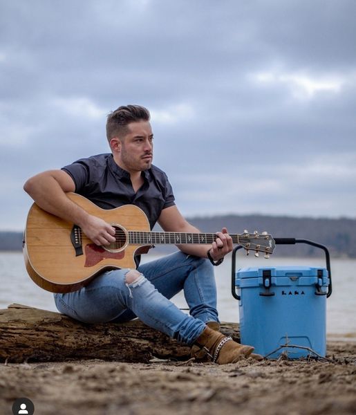 Adam Calvert at Byesville Firemans Festival, Byesville Village Park, 25