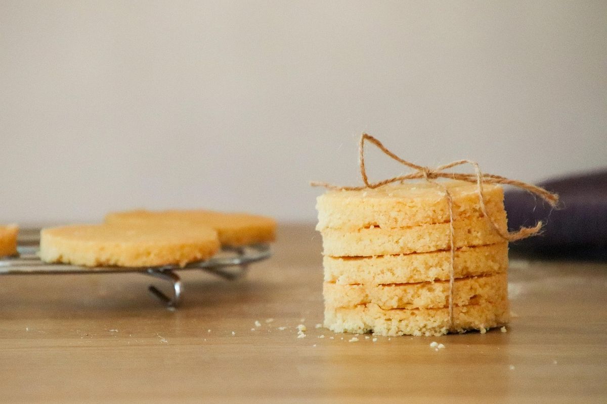 Rose Lavender Shortbread with Honey Mascarpone Cream