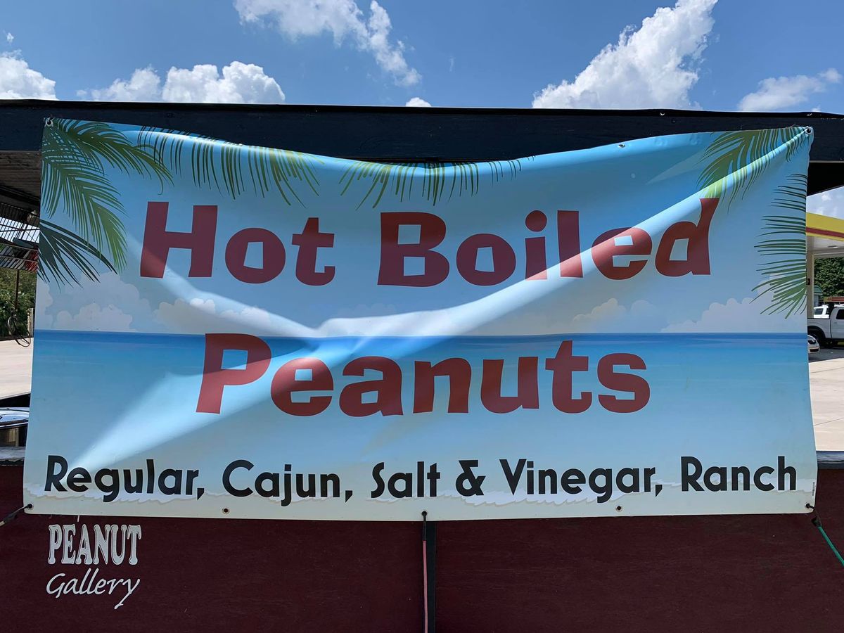 Hot Boiled Peanuts