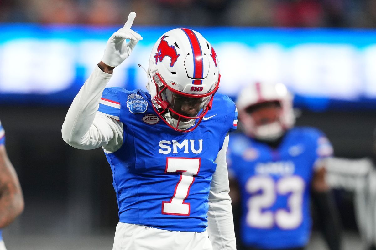 Miami Hurricanes at SMU Mustangs Football at Gerald Ford Stadium