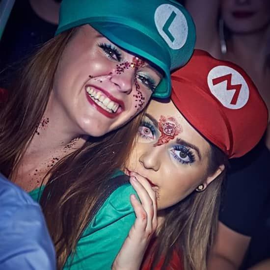 Old Skool Bingo Halloween Haunted House