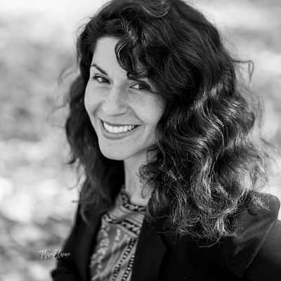 Rachel Marks of Tallulah Ketubahs