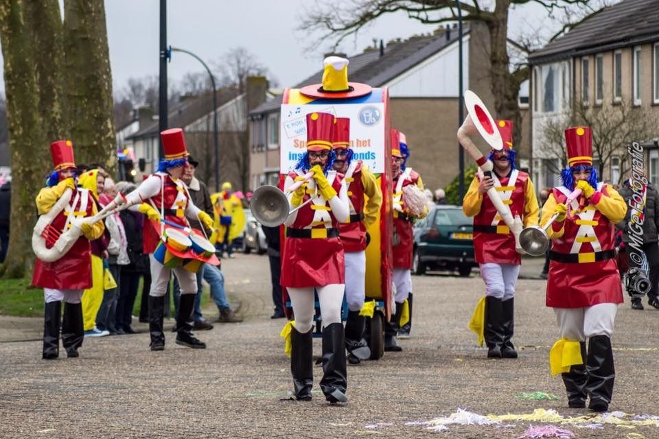 Optocht Schoenlapperlaand 