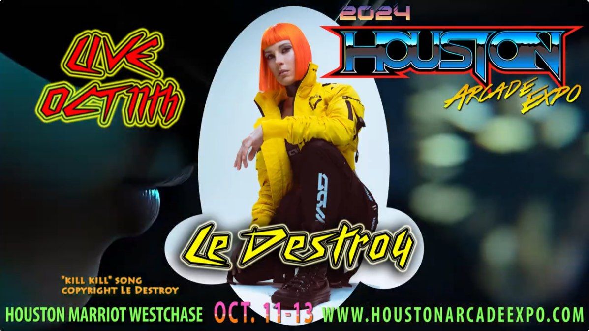 Le Destroy playing live! (explicit lyrics)