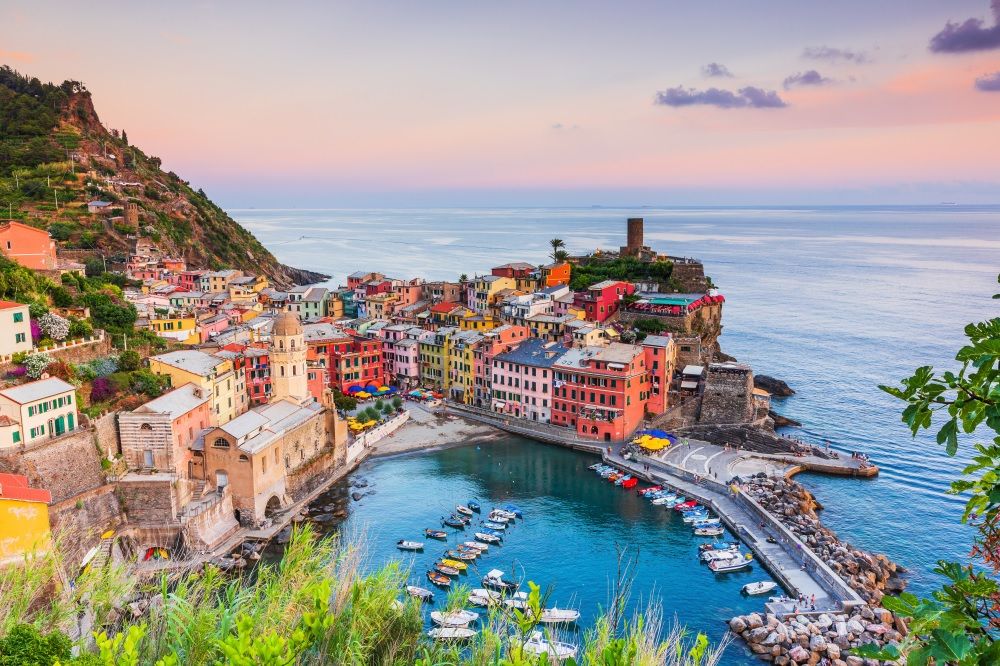 \u20ac399 Departure Graf: Highlights of Northern Italy & Cinque Terre (4th of July Weekend)