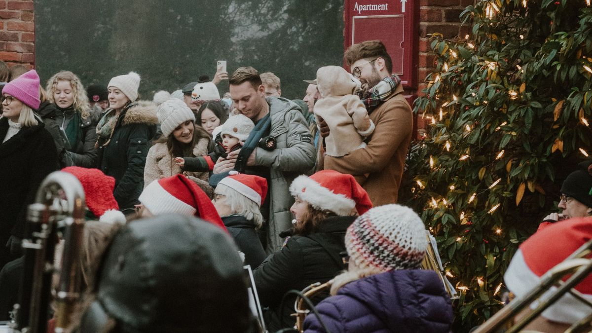 Christmas Carols in the Stableyard