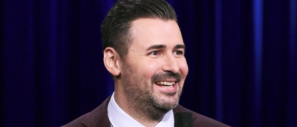 Pete Lee at Laugh Out Loud Comedy Club