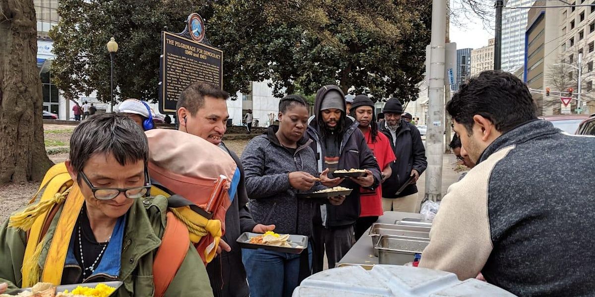 Volunteer to Feed the Homeless Vegetarian\/Vegan Meals @ Downtown Atlanta