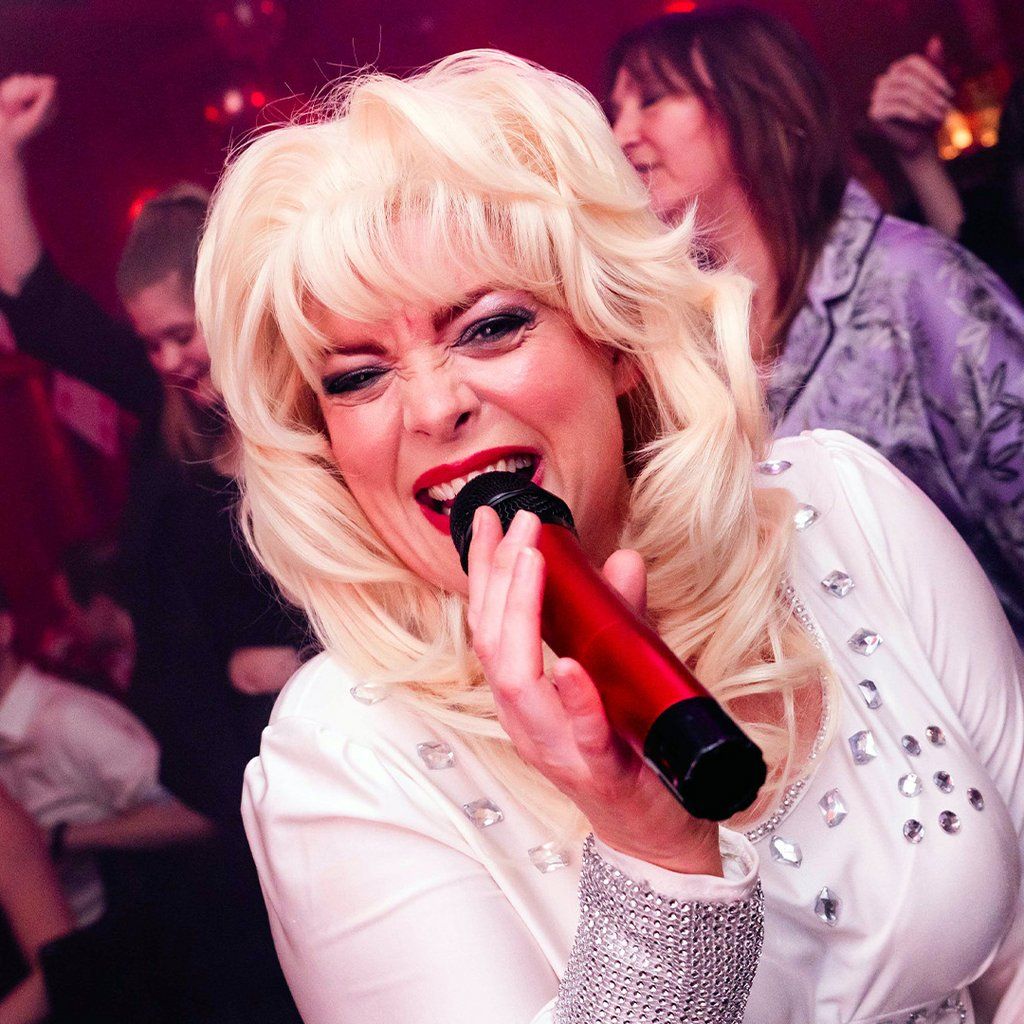 VEGAS Tribute Acts & Drag Queens | FunnyBoyz (Fridays)