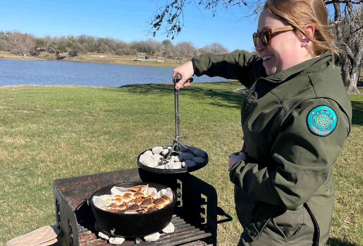 Dutch Oven Friendsgiving