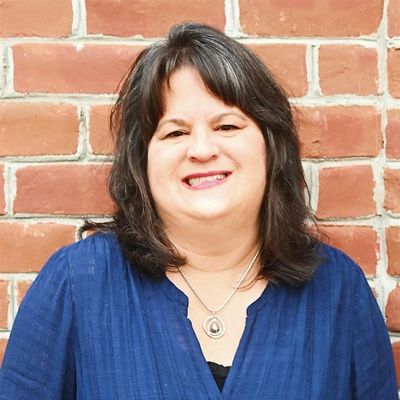 Cindy Garloch, Professional Home Organizer