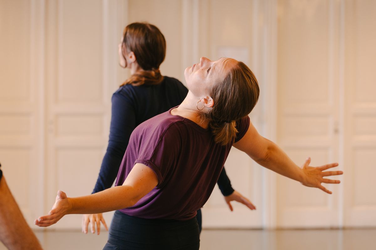 EMOTION IN MOTION - HILAL DANCE\u00ae WORKSHOP MED MARTINA VON SCHWERIN