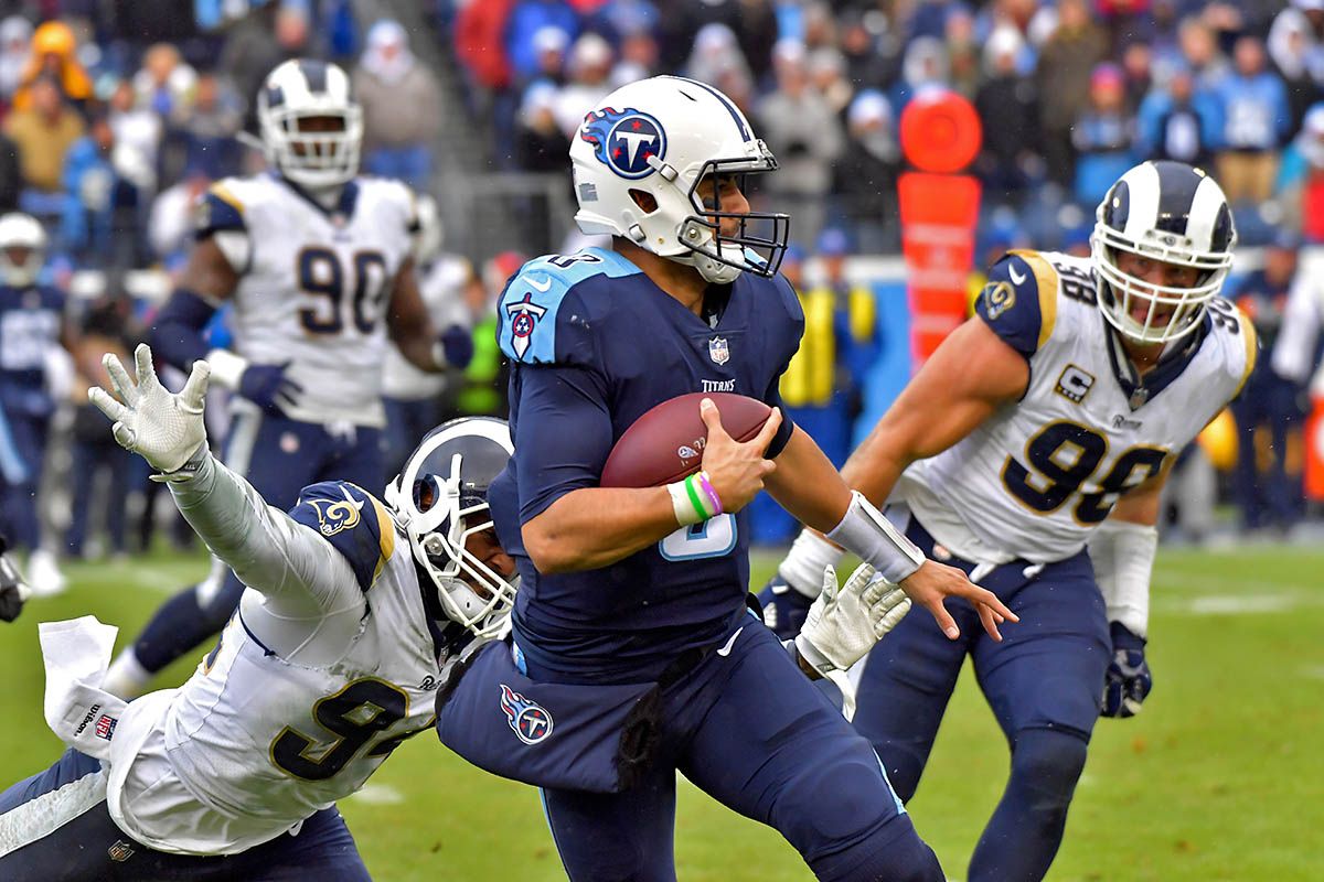 Los Angeles Rams at Tennessee Titans at Nissan Stadium