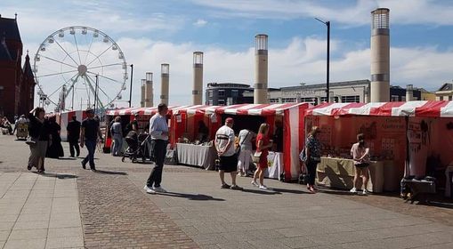 Art & Craft Market in Cardiff Bay