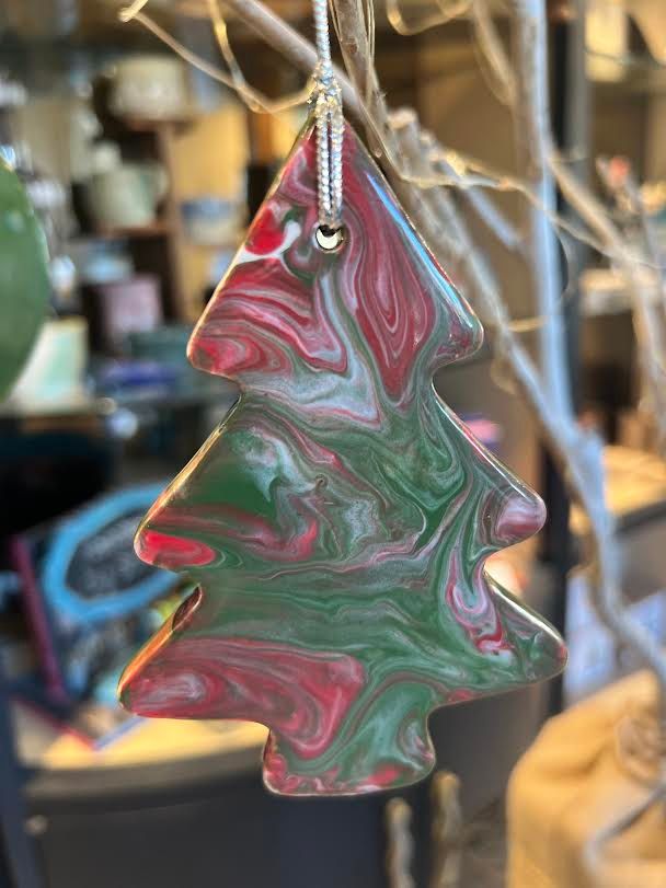 Family Glaze Pour Ornaments