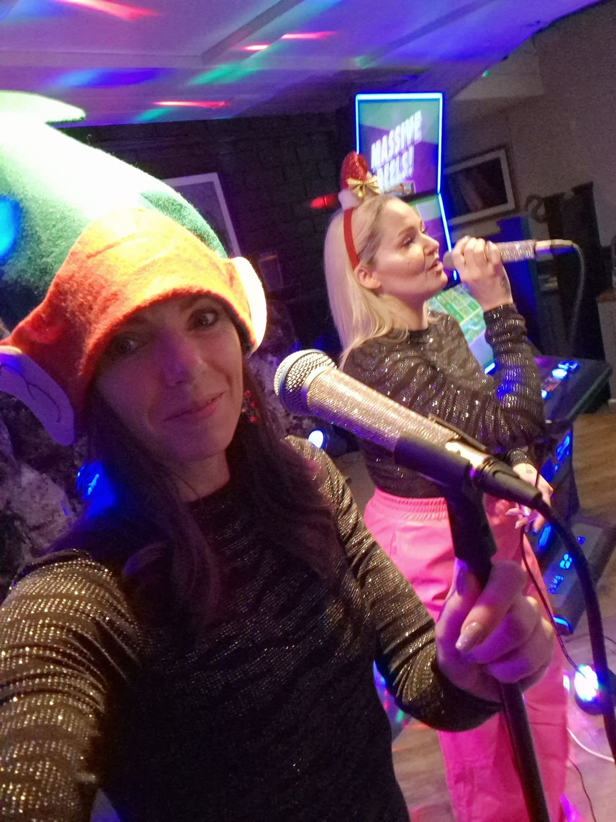 CHRISTMAS KARAOKE NIGHT