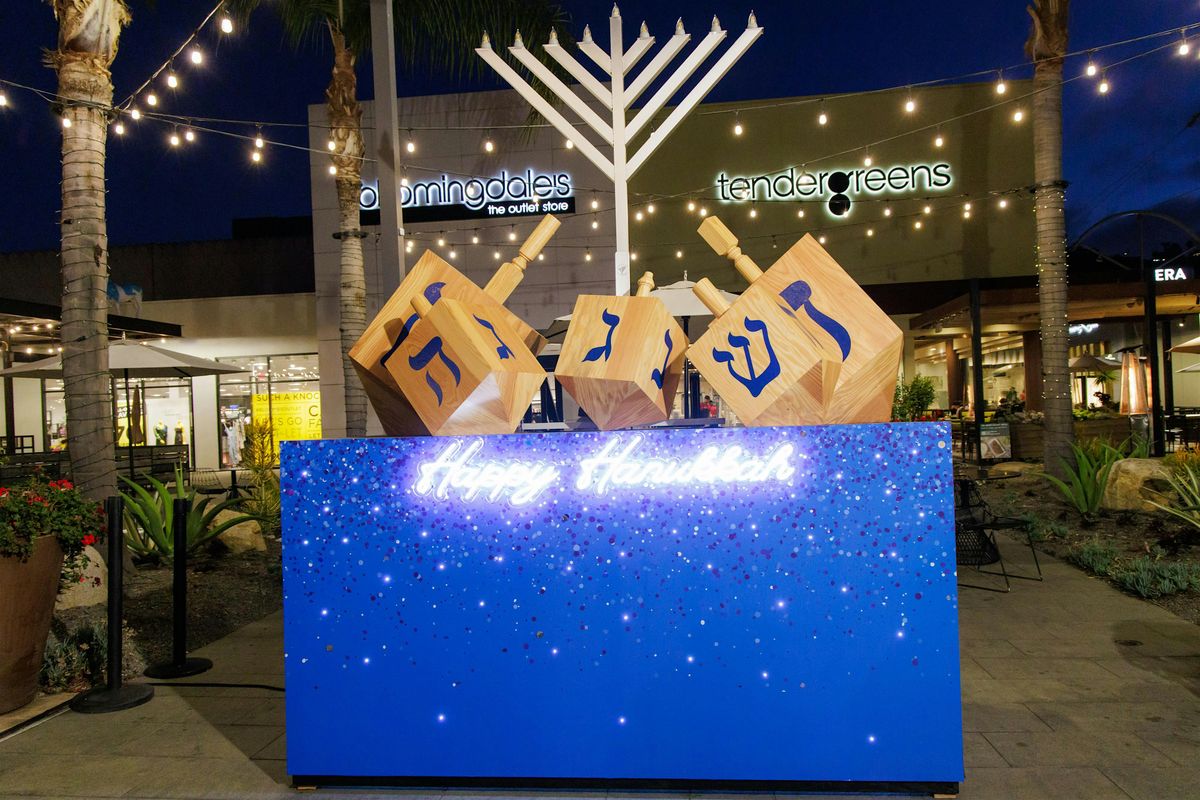 Hanukkah Under The Stars