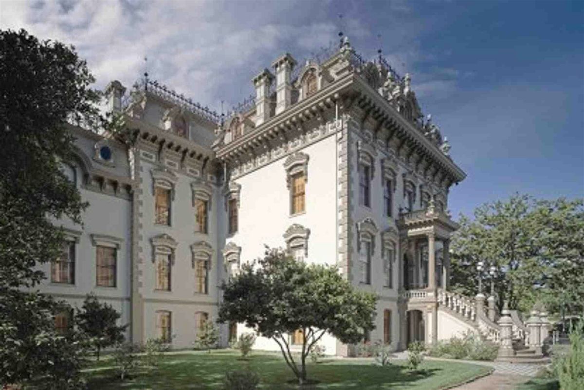 Sacramento Audio Tour: Capital Legends and Gilded Streets