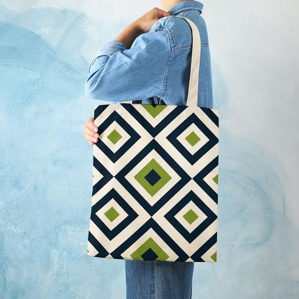 Sustainable Saturday: Tote Bags!