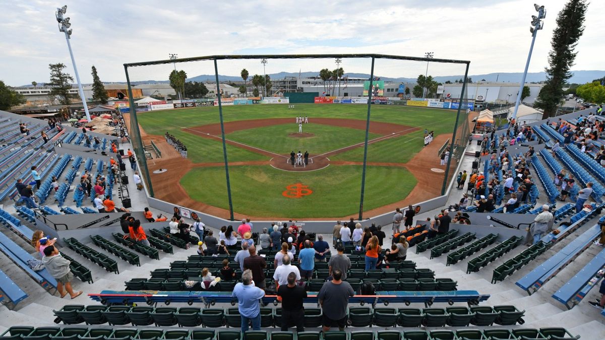Parking Modesto Nuts at San Jose Giants