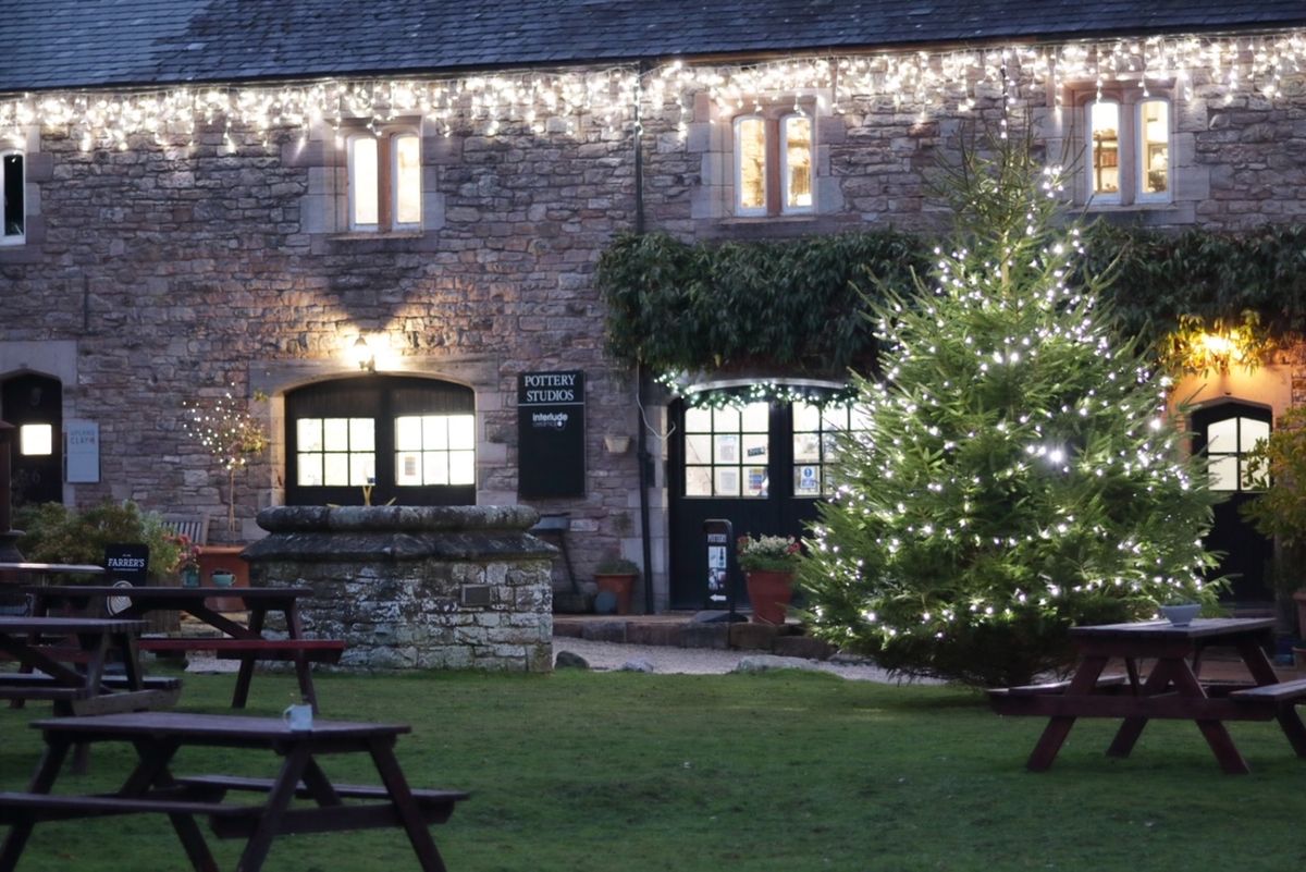 Carols around the Christmas Tree & Late Night Shopping