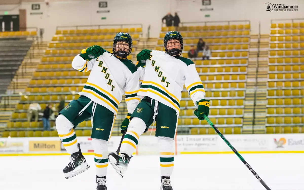 Vermont Catamounts at UConn Huskies Mens Hockey