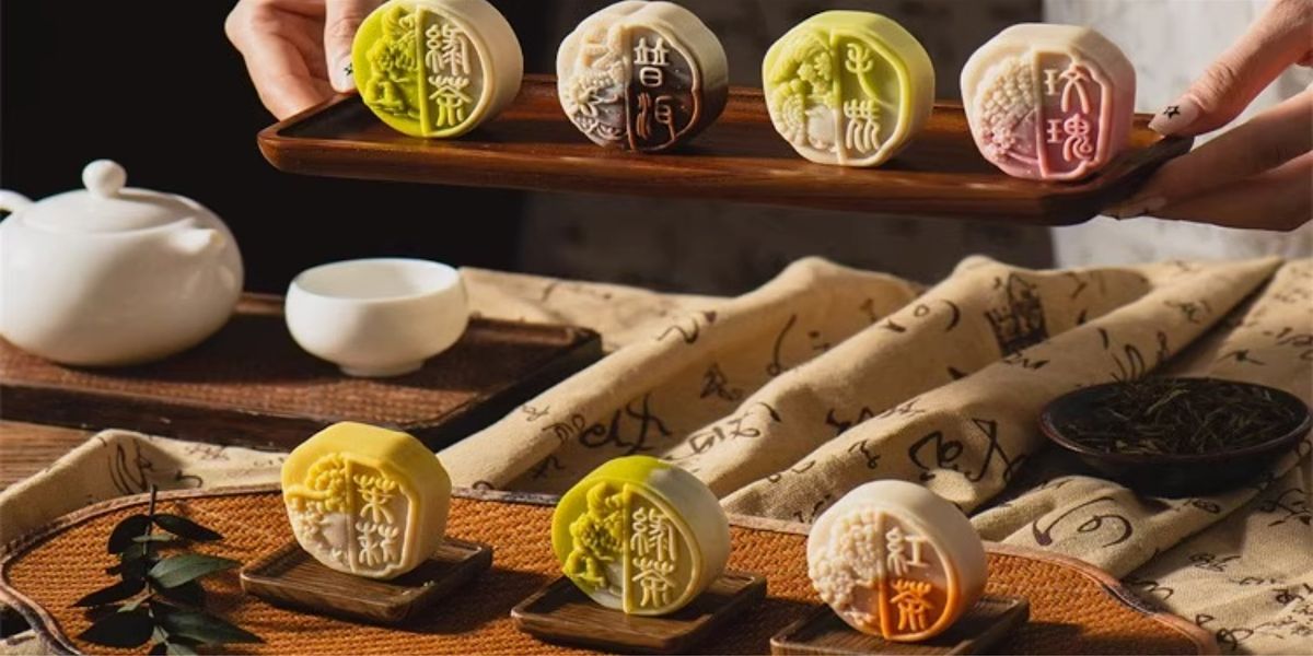 Mid Autumn Day - Mooncakes, Tea & Woodblock Printing