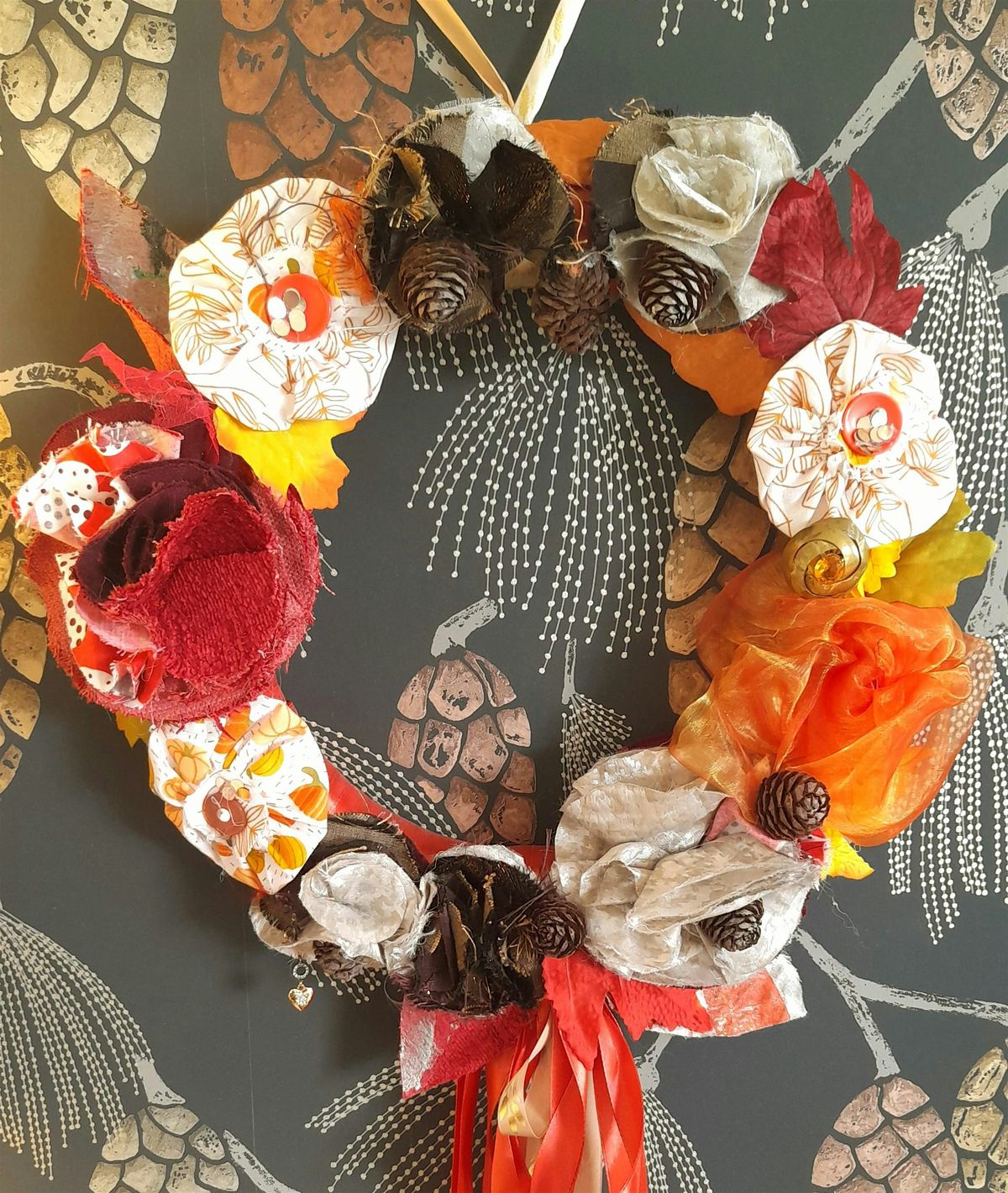 Autumn\/Halloween wreath craft-a-long