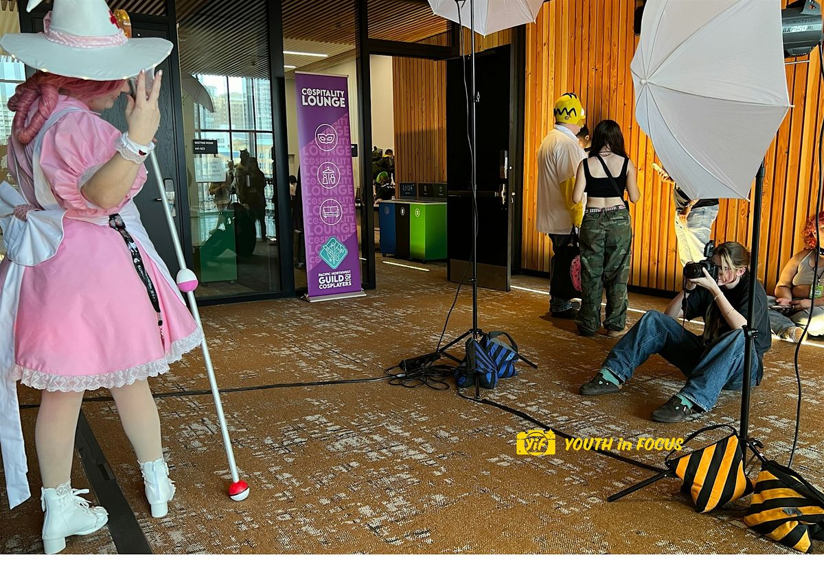 Event Photography (Beginning Digital) w\/ Emerald City Comic Con