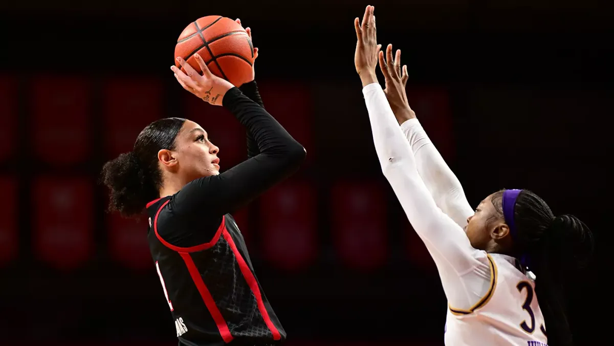 Parking Northwestern Wildcats at Oregon Ducks Womens Basketball