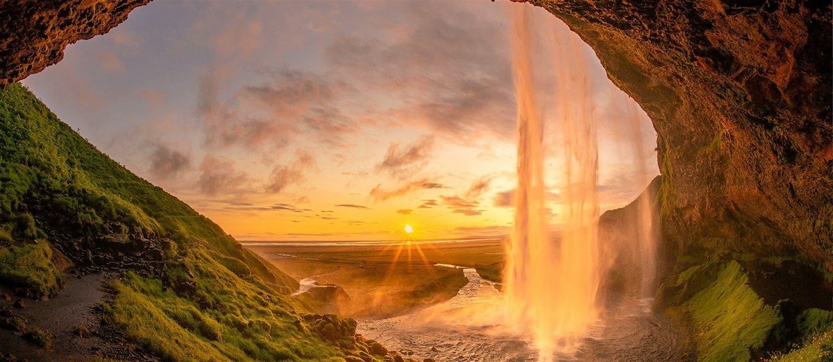 Love on Ice: A Destination Speed Dating Adventure in Iceland (Ages 24\u201334)