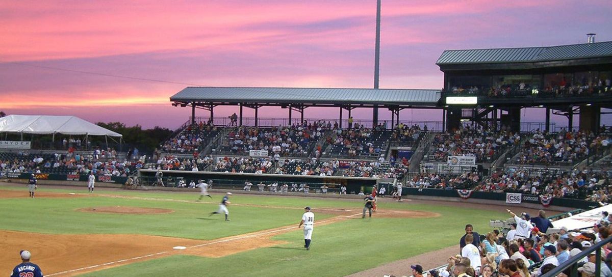 Charleston RiverDogs at Myrtle Beach Pelicans at Pelicans Ballpark