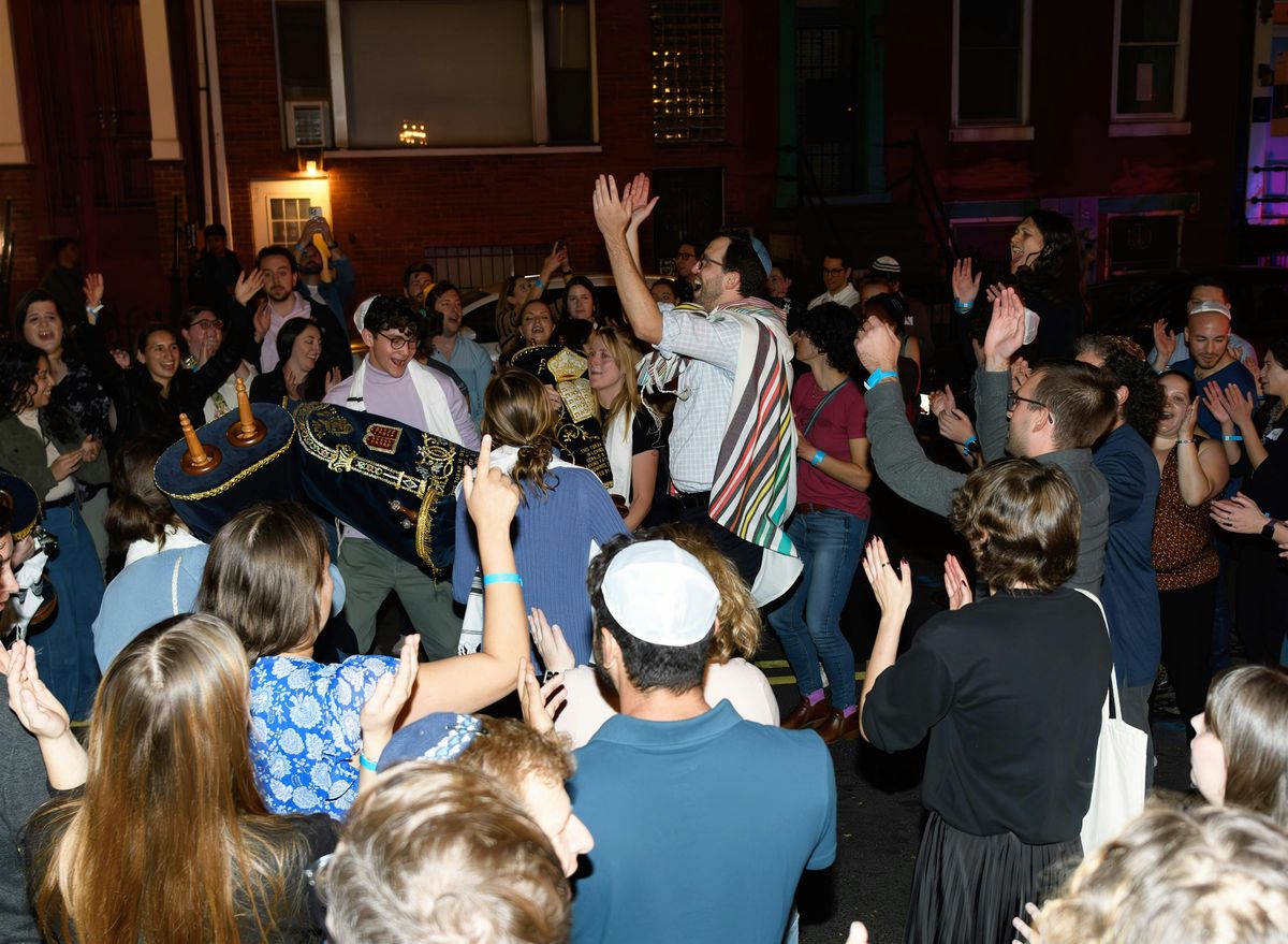 Dancin' In the Streets: A Simchat Torah Celebration