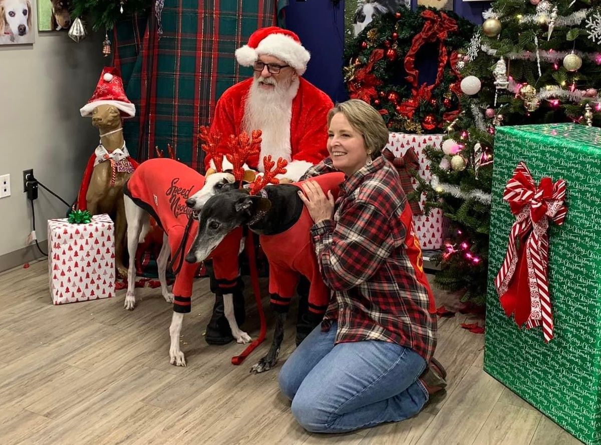 Photos with Santa and nail trims & grinds