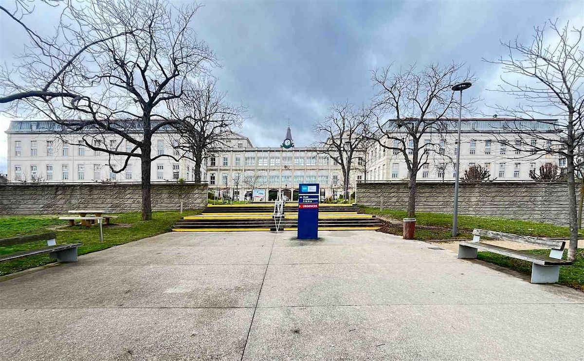 Lyon Audio Tour: Hidden Artistry & Stories of the 4th Arrondissement