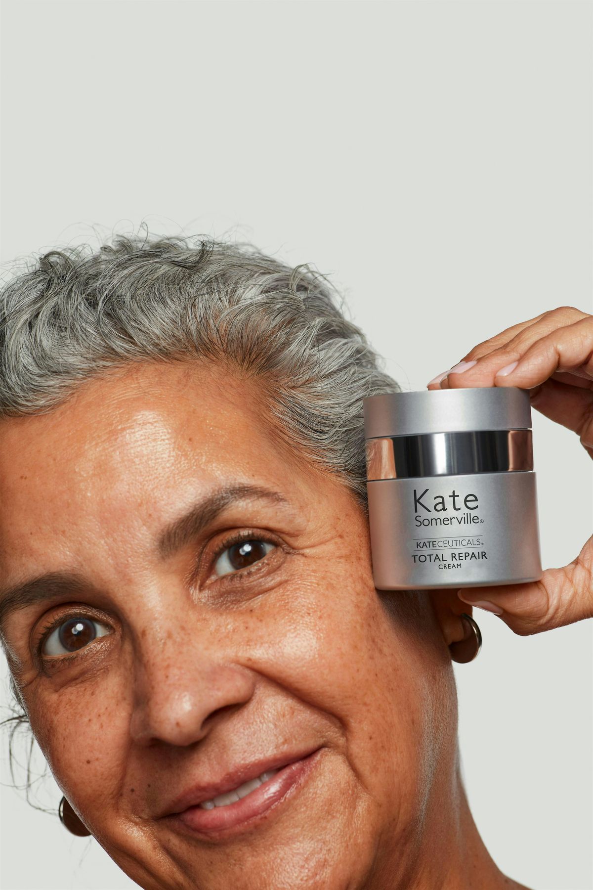 The PowerGlow Facial by Kate Somerville x TheraFace