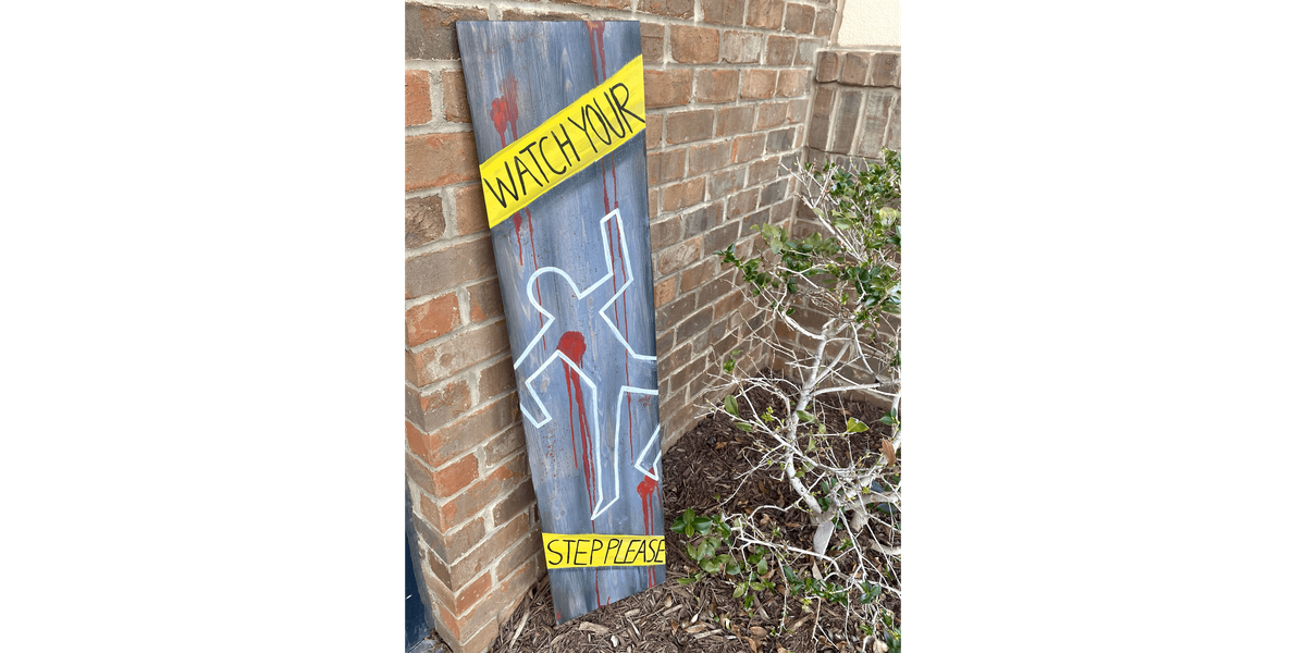 Watch Your Step Porch Leaner - Paint and Sip in Phoenix | Classpop!\u2122