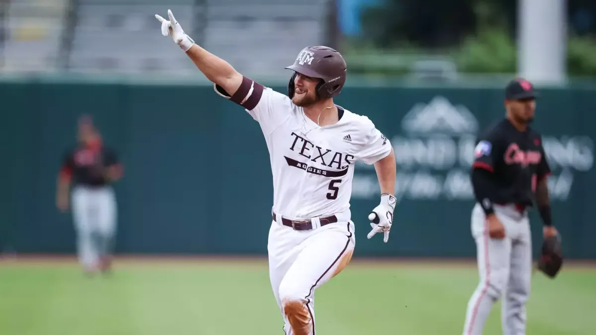 Texas A&M Aggies at Georgia Bulldogs Baseball