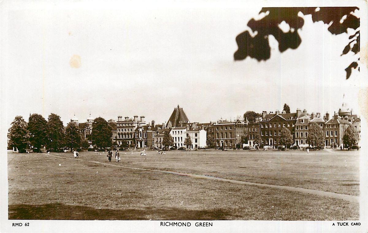 Storied Walk 2: Richmond Green with Palimpsest Projects