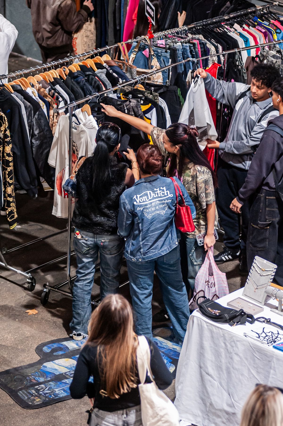 Sydney's Biggest Second Hand Fashion Market!