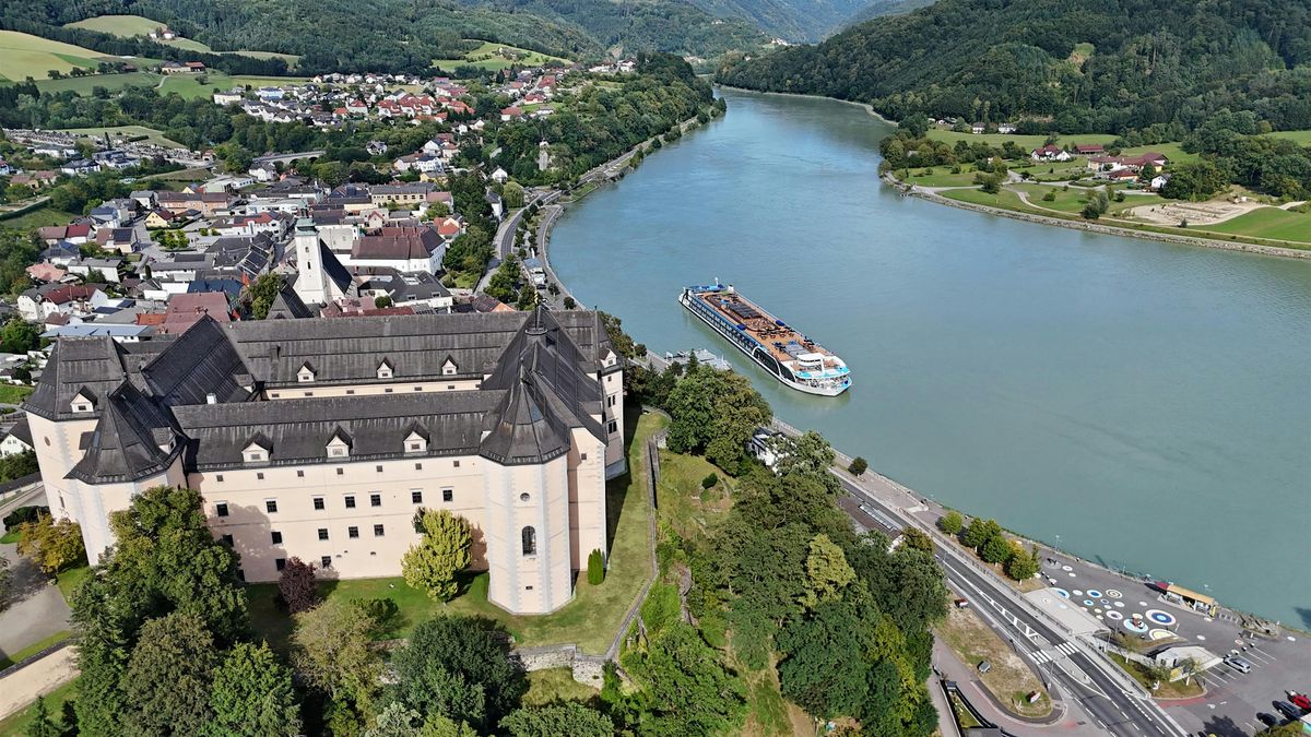 Tales from the Riverbanks: A European River Cruise Night