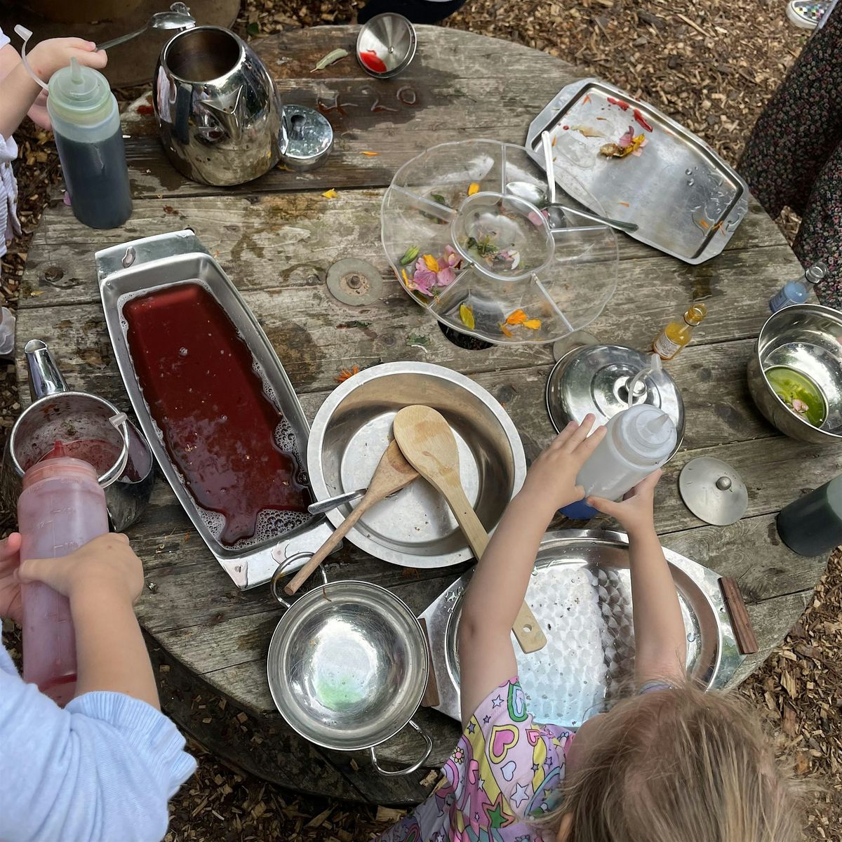 Outdoor Mamas: Nature Play