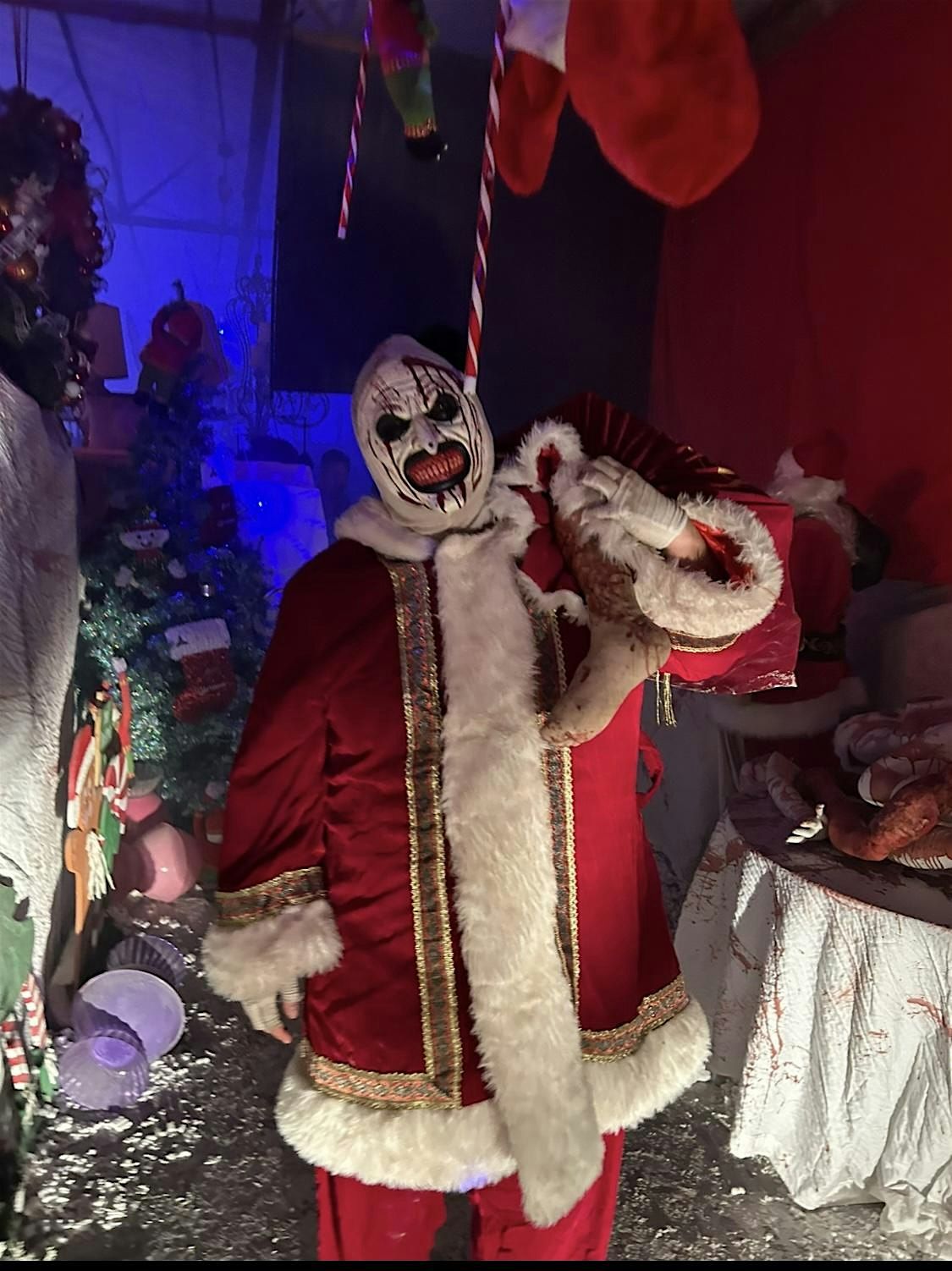 Christmas Day Haunted House