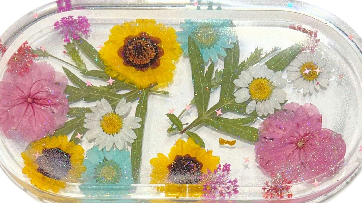 Resin Tray with Flowers Art Class | Grace Noel Art